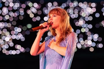 Taylor Swift Endorses Kamala Harris For President Following The Harris Vs Trump Debate